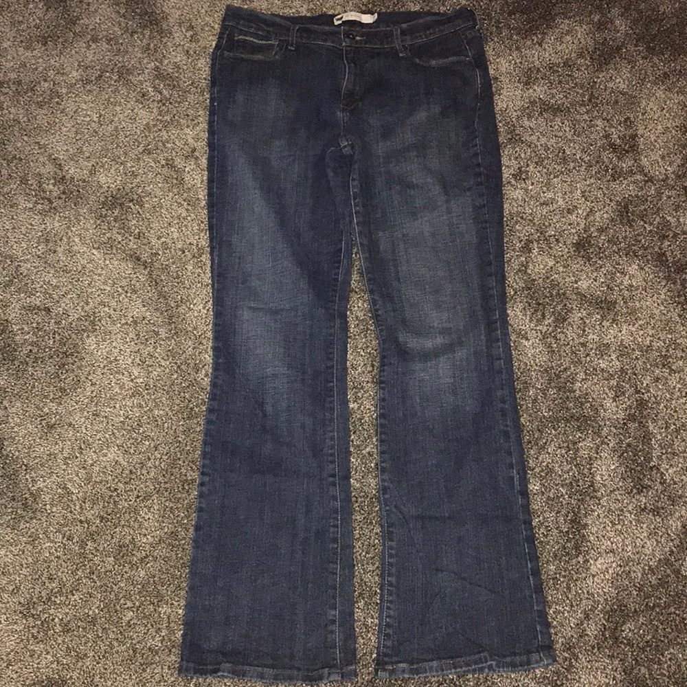 Like New Levi’s 515 Bootcut Jeans